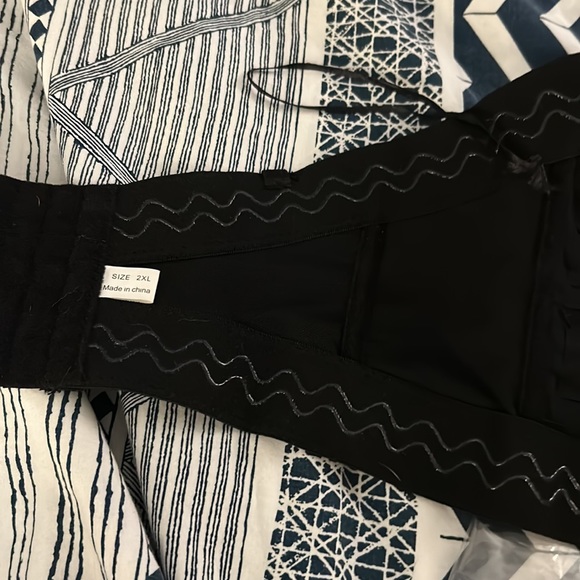 Rhinestone corset 2xl (fits M/L) - Picture 9 of 11